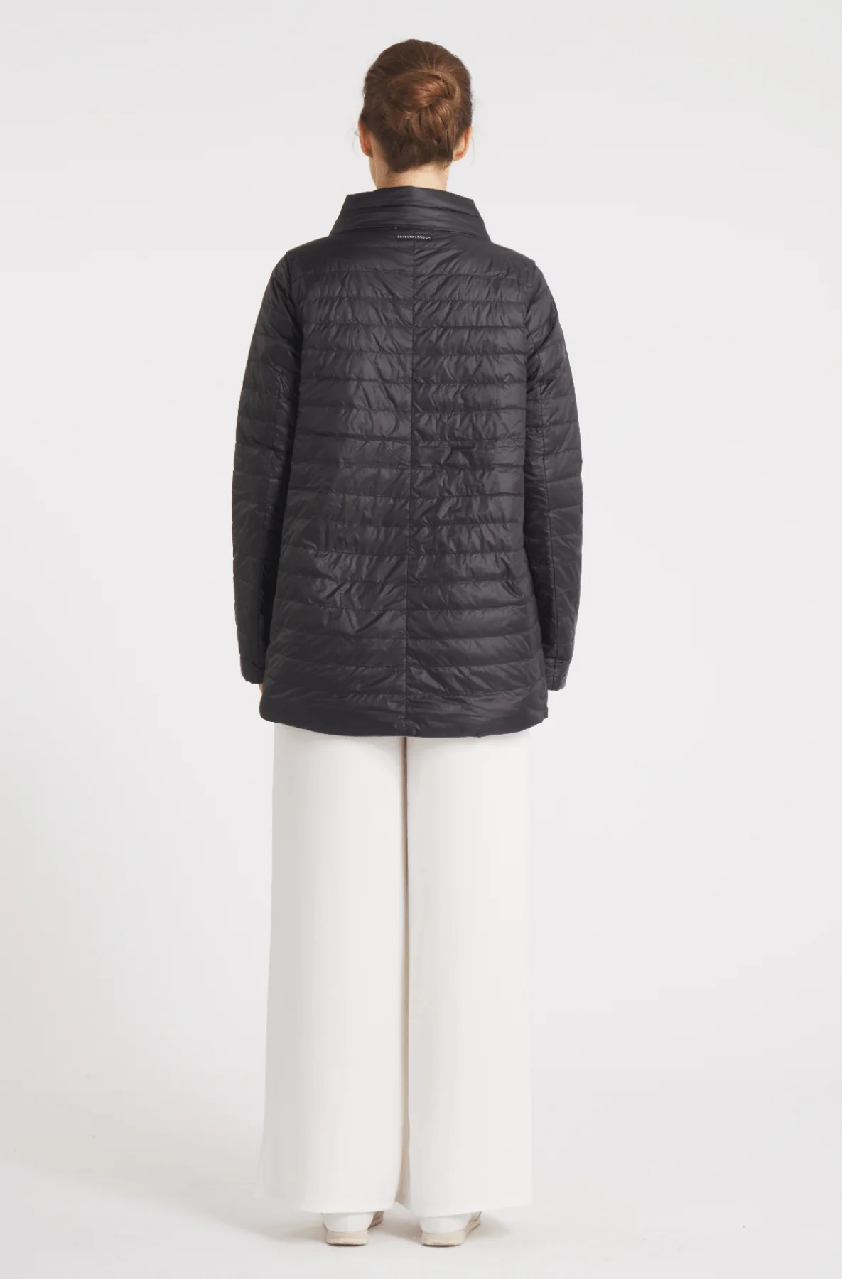 The Knightsbridge | Lightweight 2 in 1 Reversible Down Coat | Matte Black / Taupe - Image 4