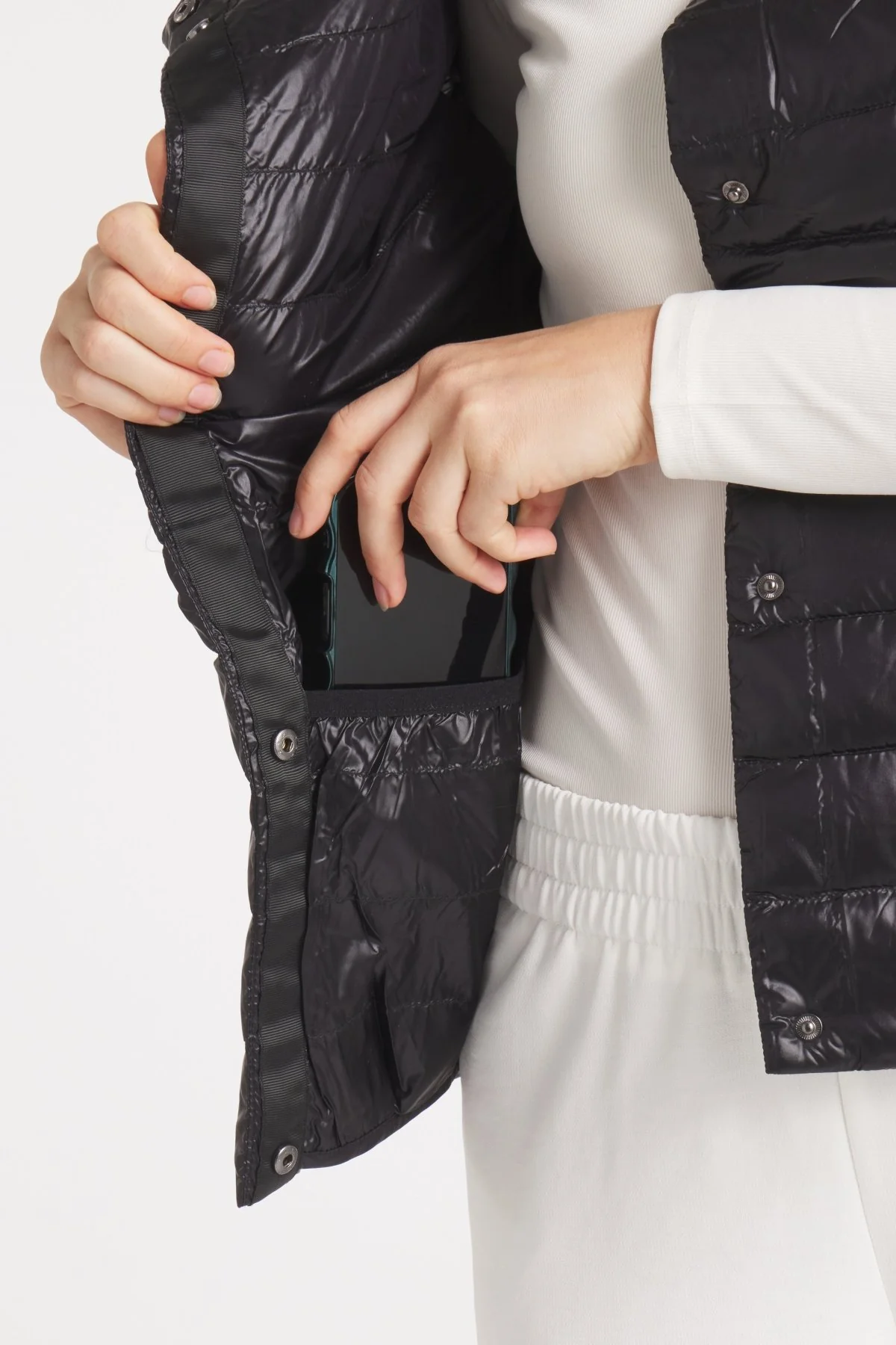 The St Barts | Down Vest | Midnight Black - Image 7